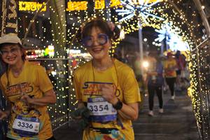 BIB: 3336, 3354
                            <button type="button" onclick="openModal(26274653)" class="btn btn-primary btn-sm float-right btn-popup" data-toggle="modal" data-target=".modal-high-quality">
                        <i class="fas fa-shopping-cart"></i> Add to Cart
                    </button>
                                            <button type="button" onclick="isThisMe(26274653, true)" class="btn btn-success btn-sm float-right btn-popup btn-isme hidden" data-toggle="tooltip" data-placement="bottom" title="นี่คือรูปของคุณใช่ไหม คลิกที่นี่เพื่อเอาเข้าอัลบั้ม">
                        <i class="fas fa-plus"></i> Add to album
                    </button>
                    <button type="button" onclick="isThisMe(26274653, false)" class="btn btn-warning btn-sm float-right btn-popup btn-isnotme hidden">
                        <i class="fas fa-ban"></i> Remove from album
                    </button>